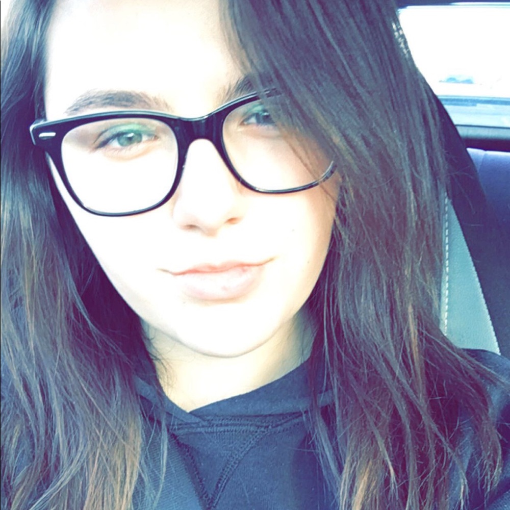 Meet your Posher, Brianna